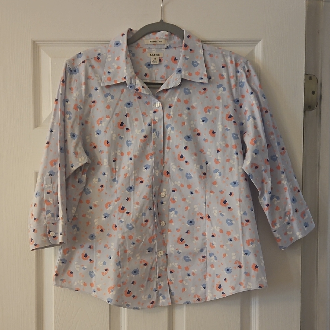 3 For $10 L.L. Bean Floral Button-Front Shirt W/Coral & Navy Accents.